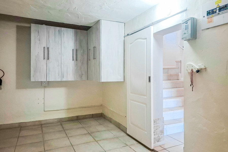 3 Bedroom Property for Sale in Costa Sarda Western Cape